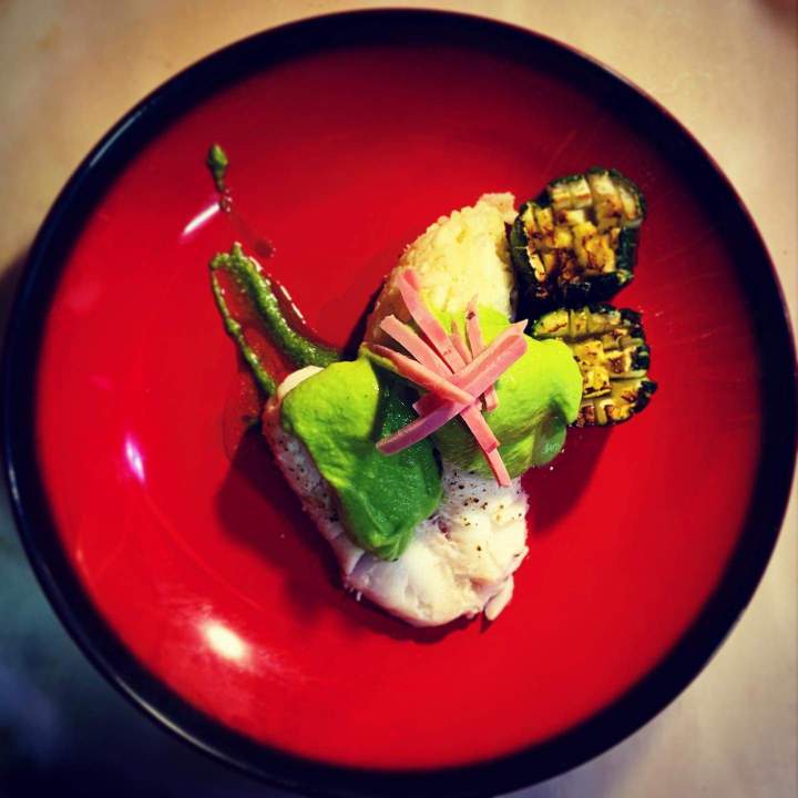 Merlan poêlé, crème de brocolis au basilic, courgettes rôties, risotto bianco et julienne de jambon à la truffe Clermont-Ferrand